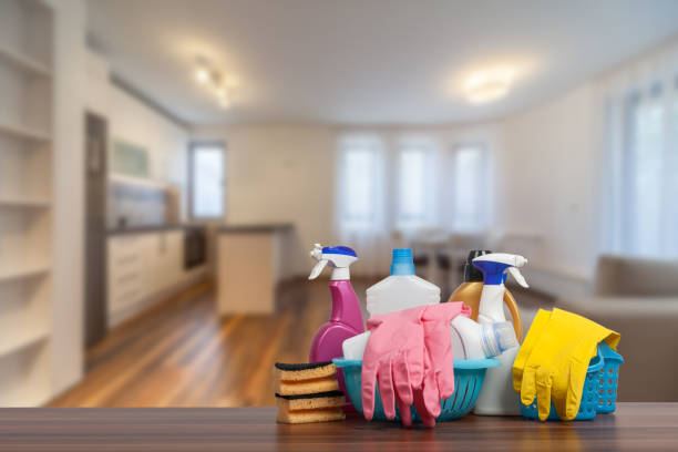 Residential cleaning in a Chicago home
